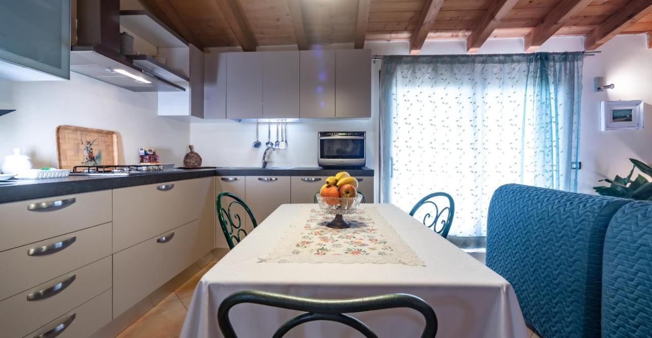 Casa Vacanze " Is Meris " Capitana Luaran gambar