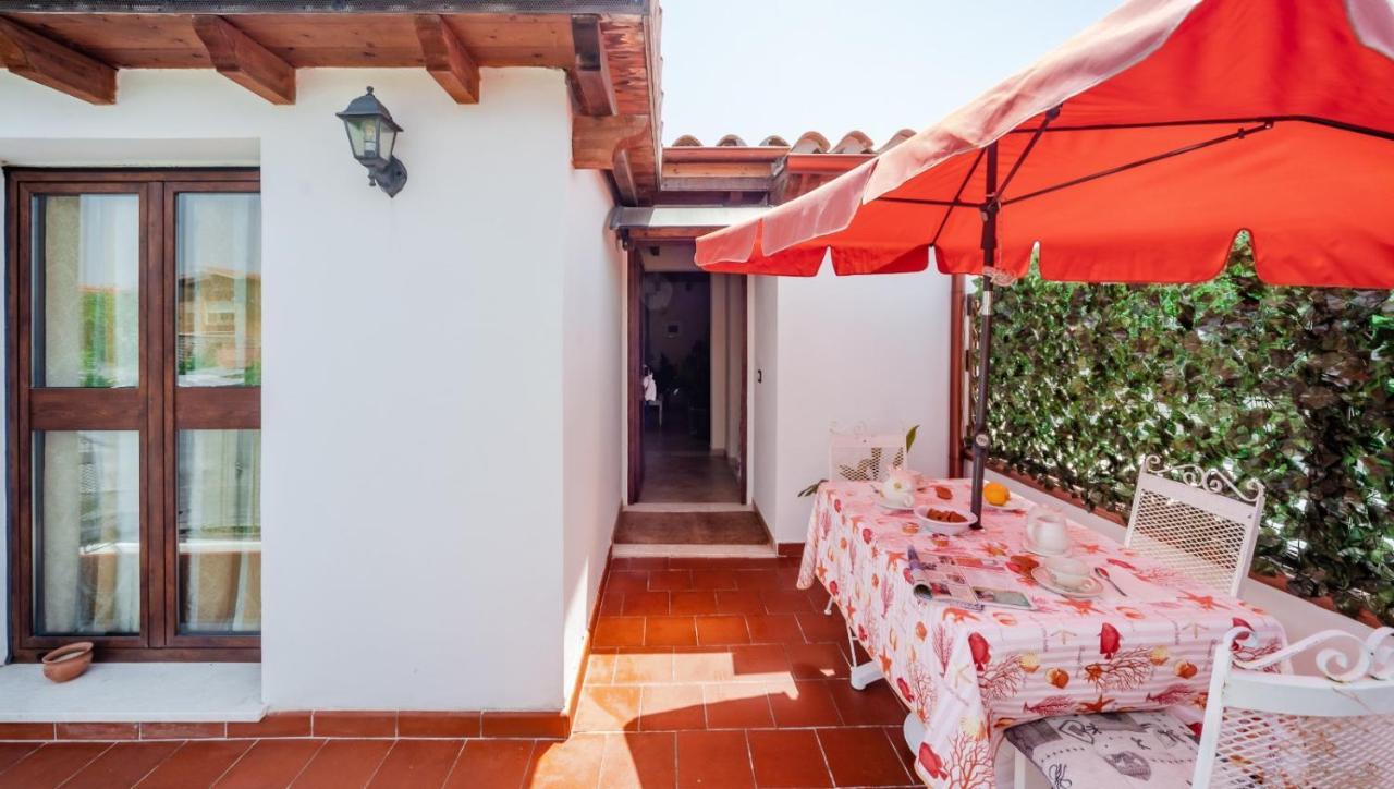 Casa Vacanze " Is Meris " Capitana Luaran gambar