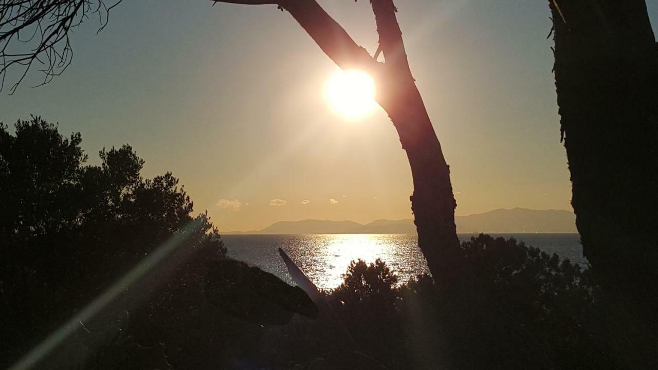Casa Vacanze " Is Meris " Capitana Luaran gambar