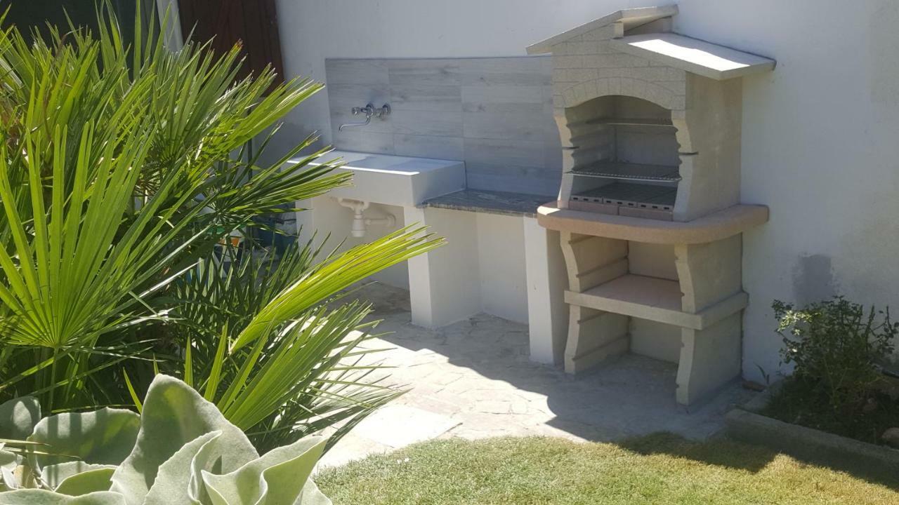 Casa Vacanze " Is Meris " Capitana Luaran gambar